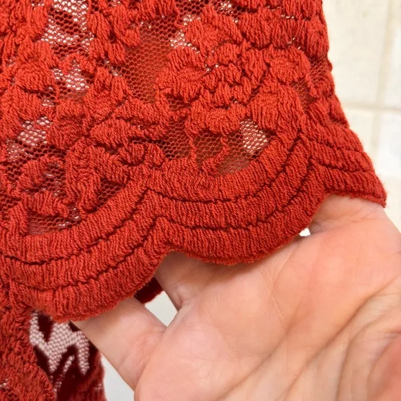 Haute Monde Rust Red Tshirt Cap Sleeves Size Small Dainty Fem Artsy Crop Y2K - Picture 4 of 9